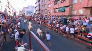 Imagen Sanse dispara su primer chupinazo de fiestas en la cabestrada