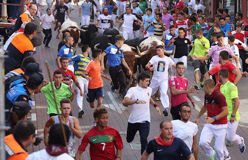 Imagen La manada, a su paso por la calle Real.