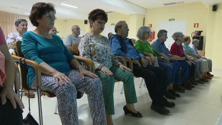 Imagen Técnicas de concentración con el taller mindfulness en el Centro de Mayores