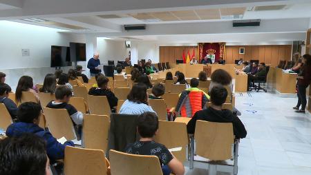 Imagen Pleno infantil o cómo ver el futuro de Sanse por la Semana de la Infancia