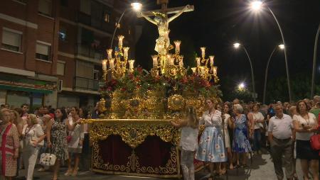 Imagen La procesión del Cristo de los Remedios, pendiente de la lluvia