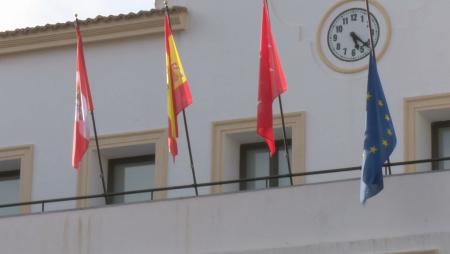 Imagen La bandera de la Unión Europea ondea a media asta en Sanse por los...