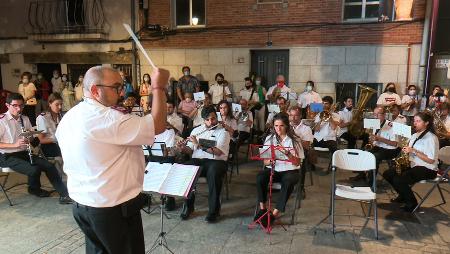 Imagen La Banda de Música de Sanse, un acompañamiento icónico e imprescindible...