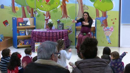 Imagen Victoria Siedlecki presentó su ‘Pequeño País’ en el Centro Claudio...