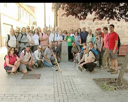 Imagen Los mayores de Sanse en plena forma en la etapa preparatoria del Camino...