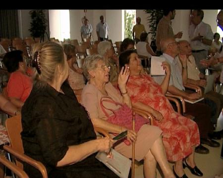 Imagen Nuevo taller intercultural en el Centro de Mayores Gloria Fuertes