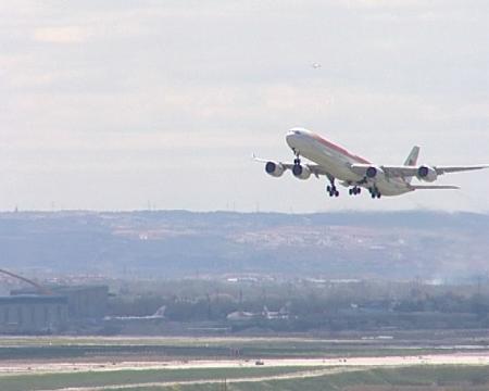 Imagen Contra el incremento del tráfico aéreo en Barajas