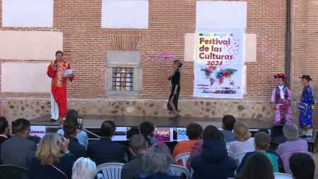 Imagen De parranda lúdica y emocional en el Festival de las Culturas 2024 del CEPI