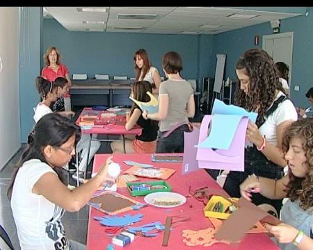 Imagen El Centro Joven inaugura el verano con los cursos y talleres de Sanse...