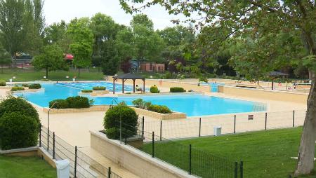 Imagen Tiempo de chapuzones: abren las piscinas municipales de Sanse